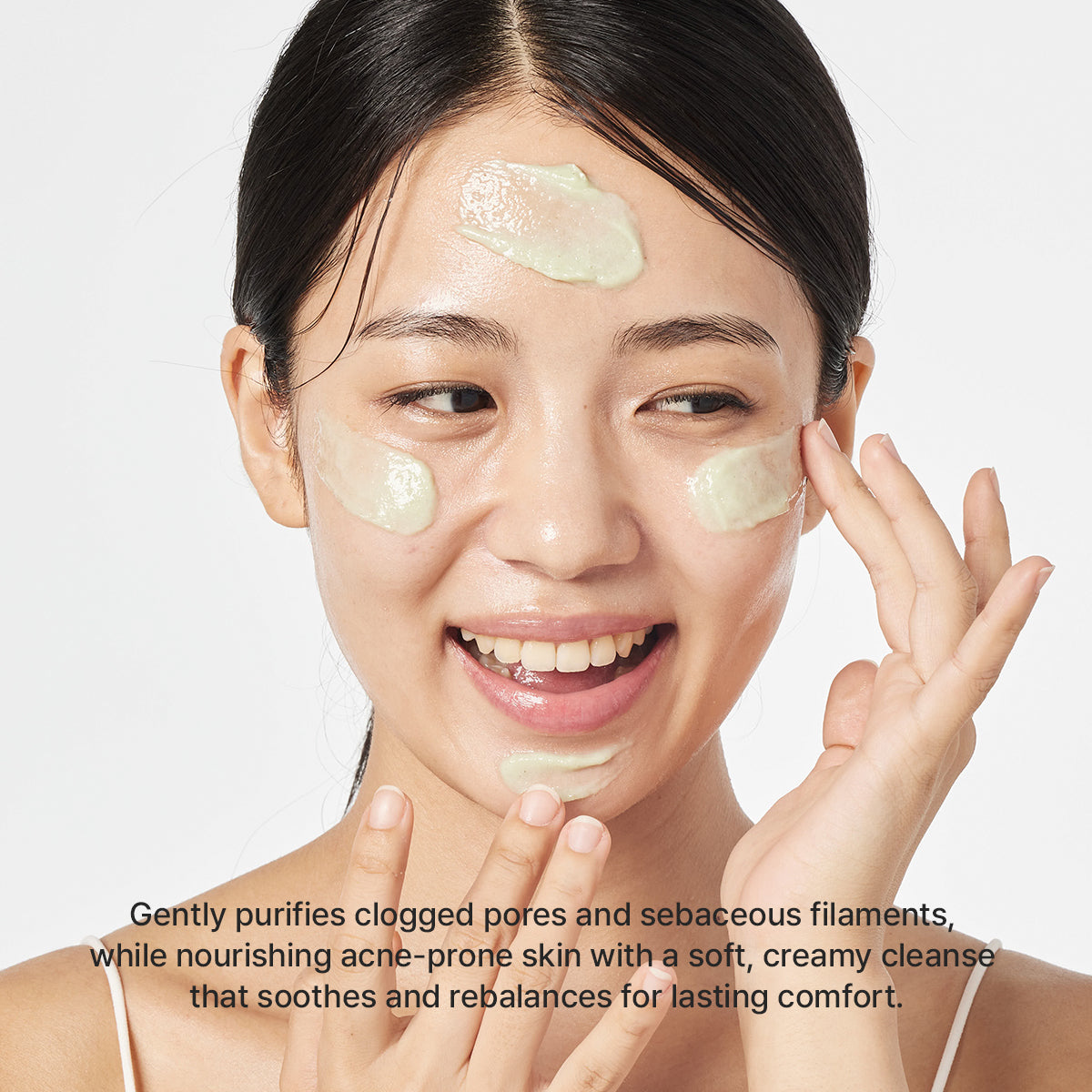 Arencia Fresh Green Rice Mochi Cleanser for face care, showing the cleanser tube with green rice mochi extract in a clean design.